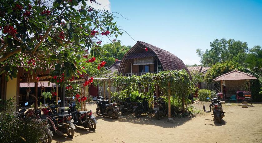 Harry's Ocean House Pacitan