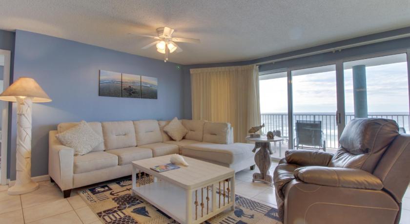 Long Beach Resort #T2-304