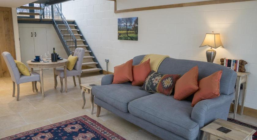 Vineyard Barn Room