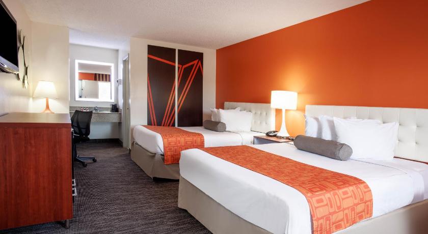 Howard Johnson by Wyndham Vero Beach/I-95