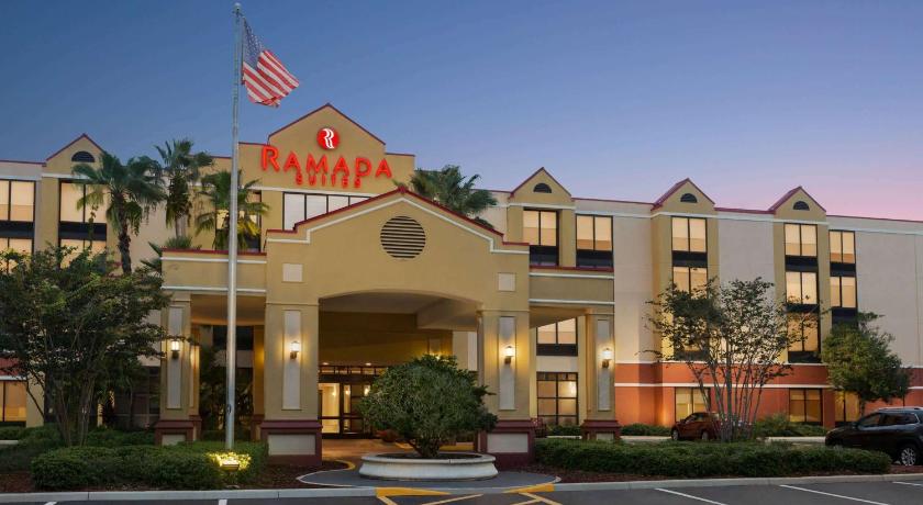 Ramada by Wyndham Suites Orlando Airport