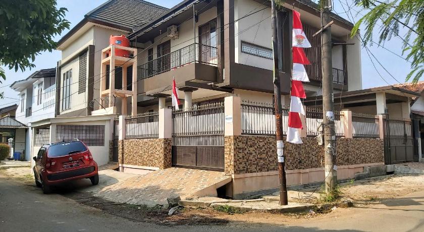 TAMA Guesthouse 15 People for Family or Group