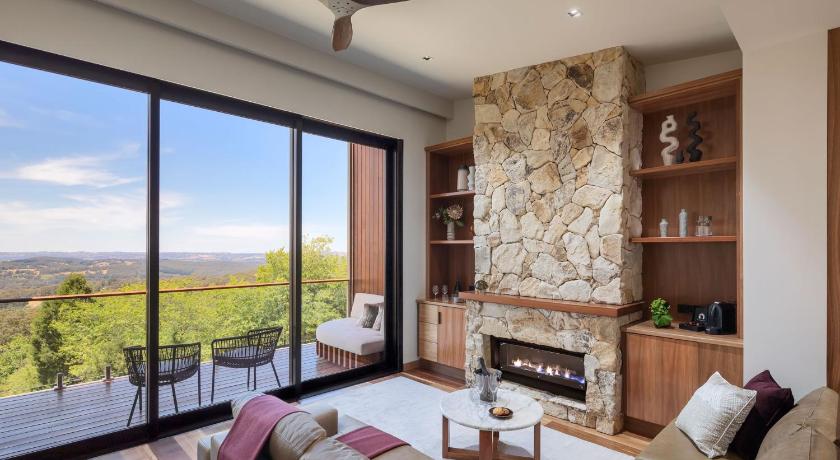 Sequoia Lodge