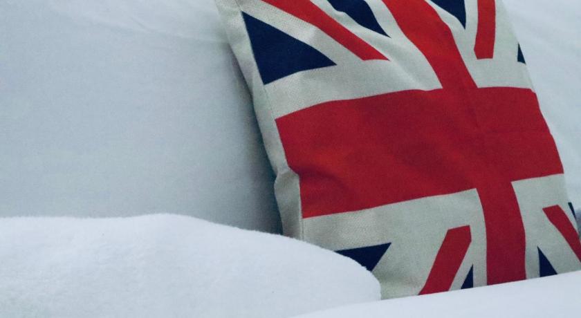 Luxury Suites near Wembley Stadium, Wembley Arena, London Designer Outlet