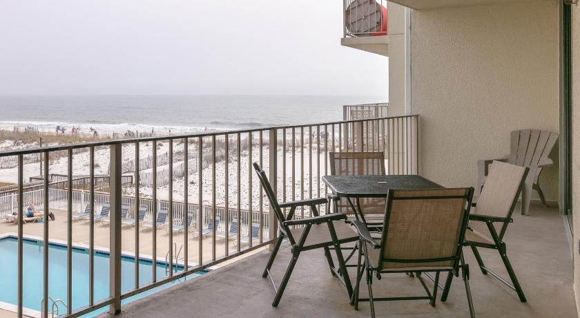 Gulf Village #215
