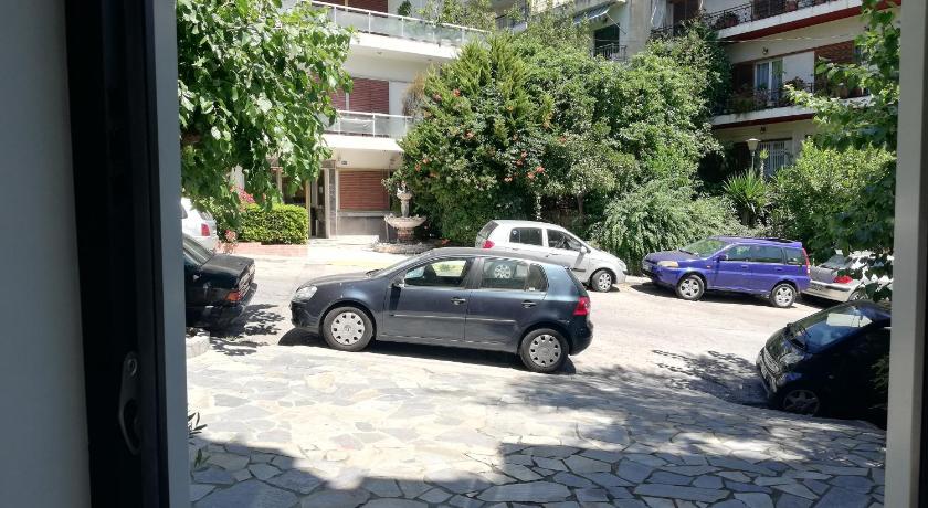 Modern 2bed 2bath Loft in Acropolis area - image 8