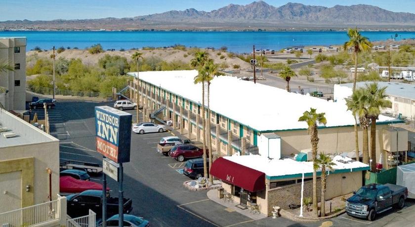 Windsor Inn