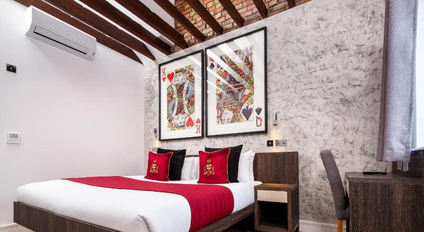 Signature Suites