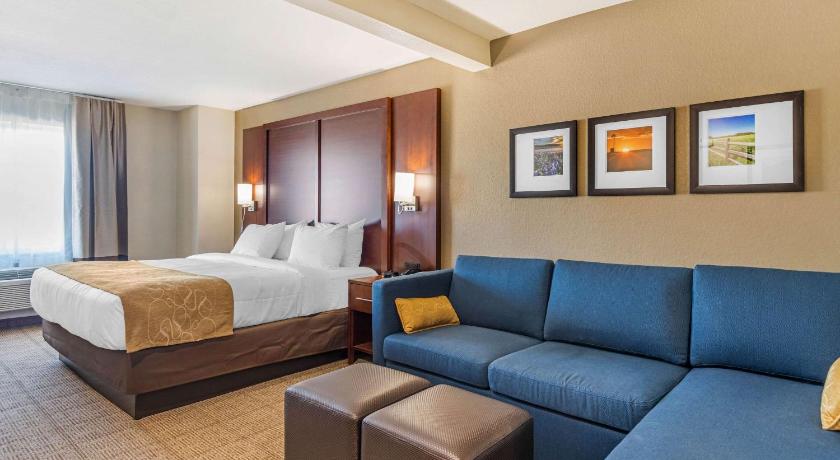 Comfort Inn & Suites