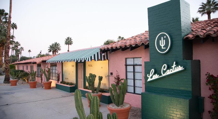 Les Cactus