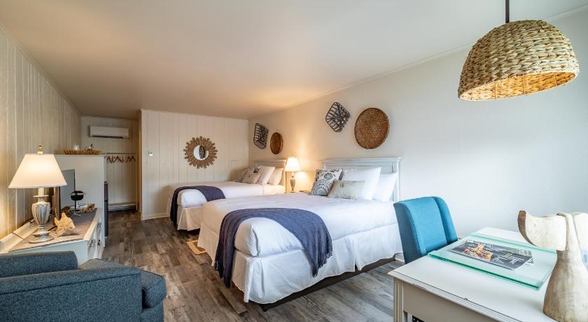 Ocean Glass Inn