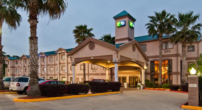Holiday Inn Express Hotel and Suites Lake Charles By IHG