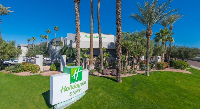 Holiday Inn and Suites Phoenix Airport North By IHG