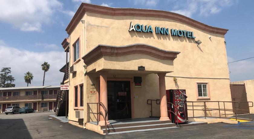 Aqua Inn Motel