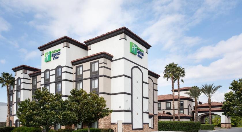 Holiday Inn Express Ontario By IHG
