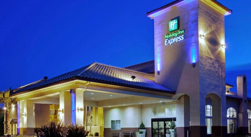 Holiday Inn Express Madera By IHG