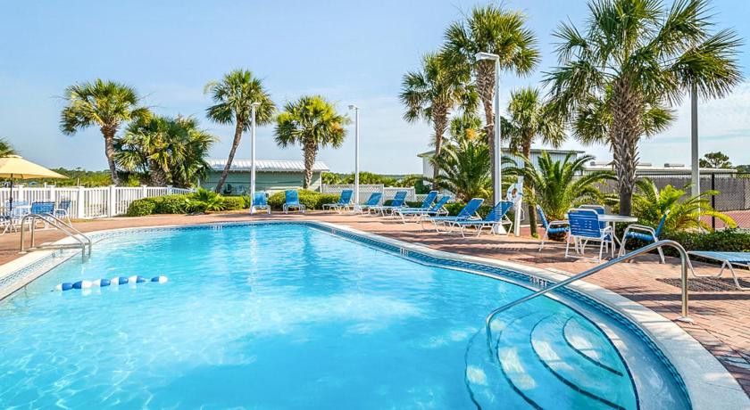 Pinnacle Port Condos