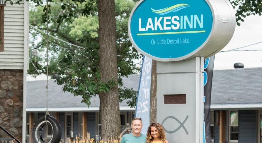 Lakes Inn