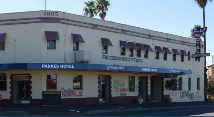 Parkes Hotel