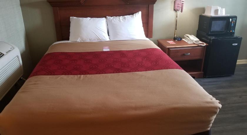 FALLS INN