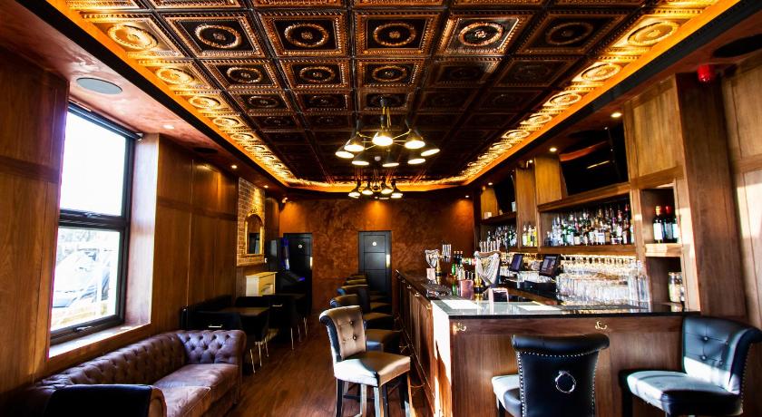 The Hadley Hotel