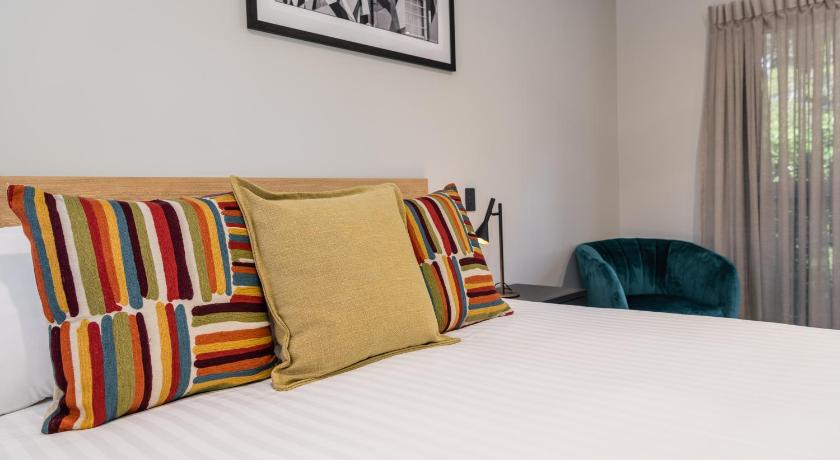 AVENUE MOTEL APARTMENTS