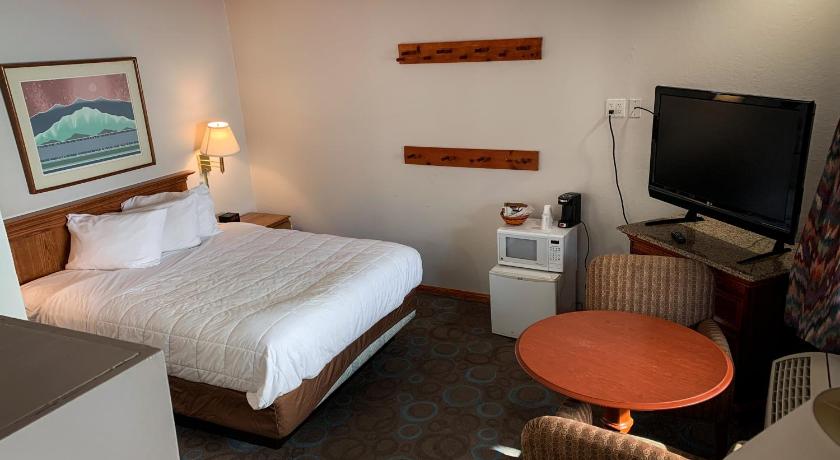 Ventura Grand Inn