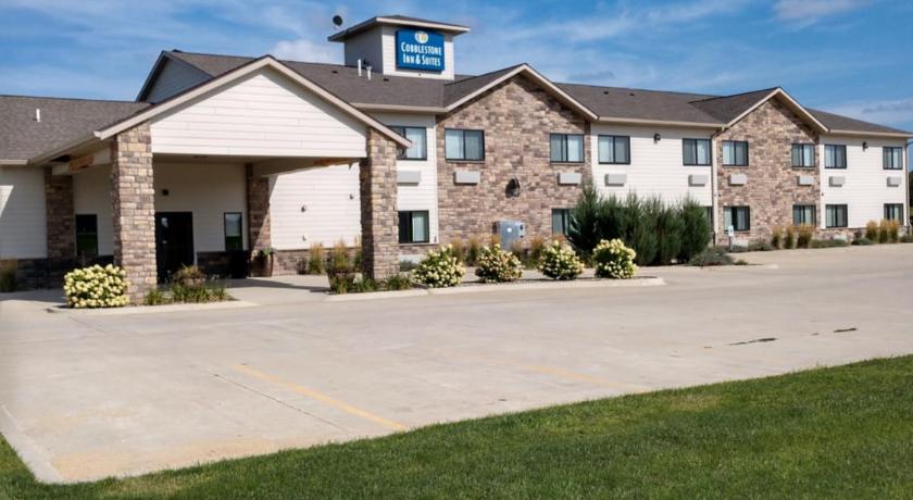 Cobblestone Inn & Suites - Monticello