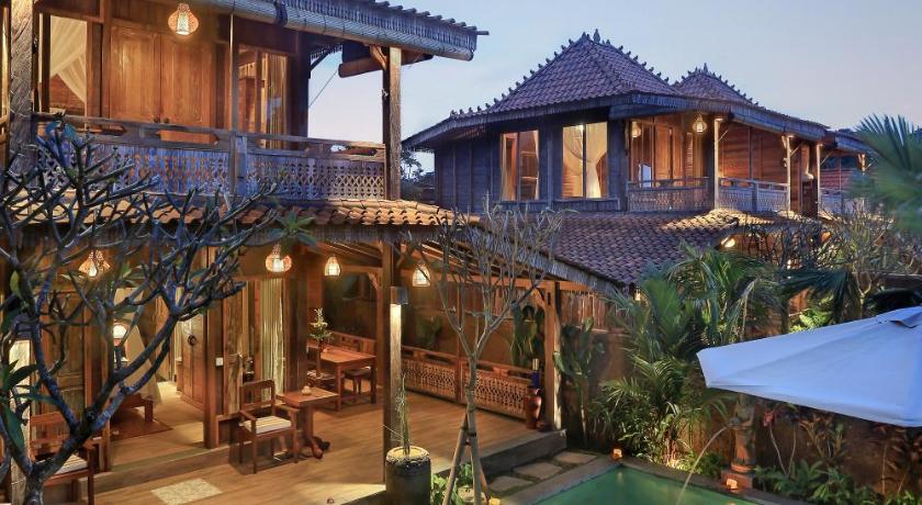 PAWANA VILLAS