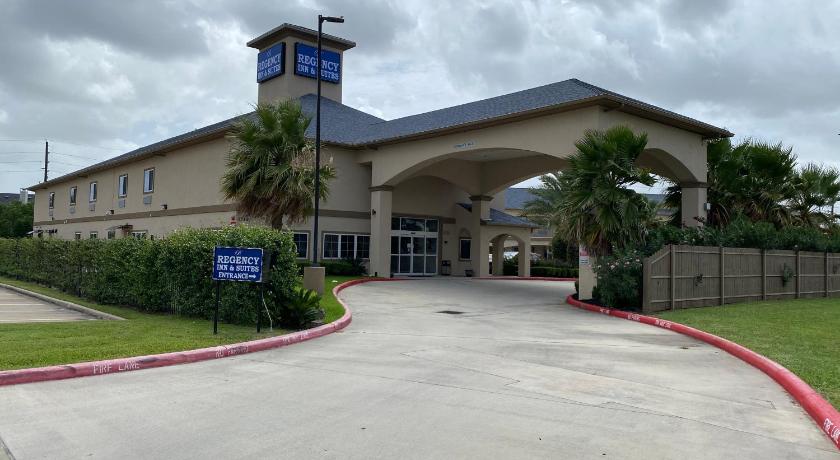 Regency Inn & Suites- NW Houston