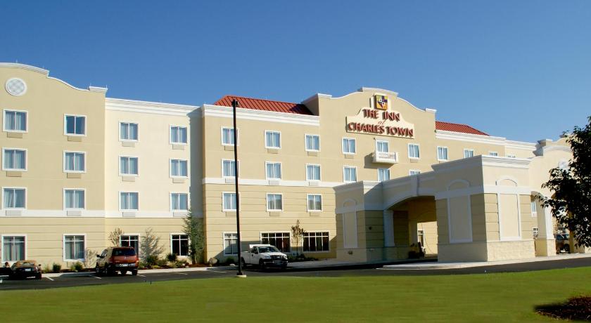 THE INN AT CHARLES TOWN