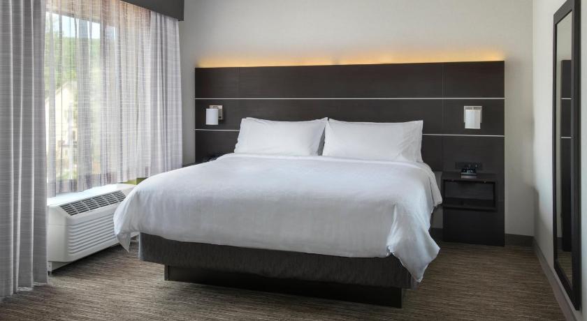 Holiday Inn Express Great Barrington By IHG
