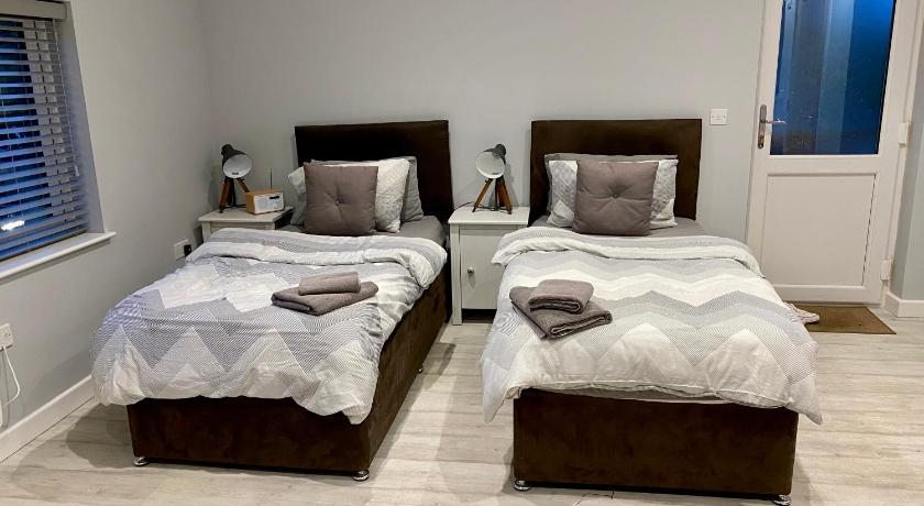 Southernwood - Garden Lodge 14