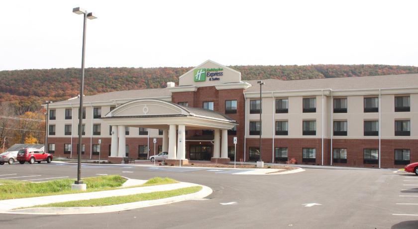 Holiday Inn Express & Suites La Vale/Cumberland By IHG