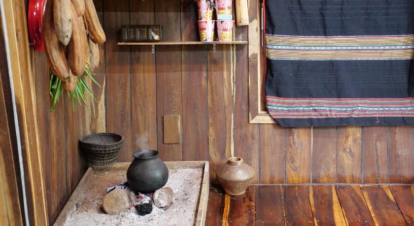 Quadruple Room with Private Bathroom Khu Du Lich Sinh Thai AkoEa