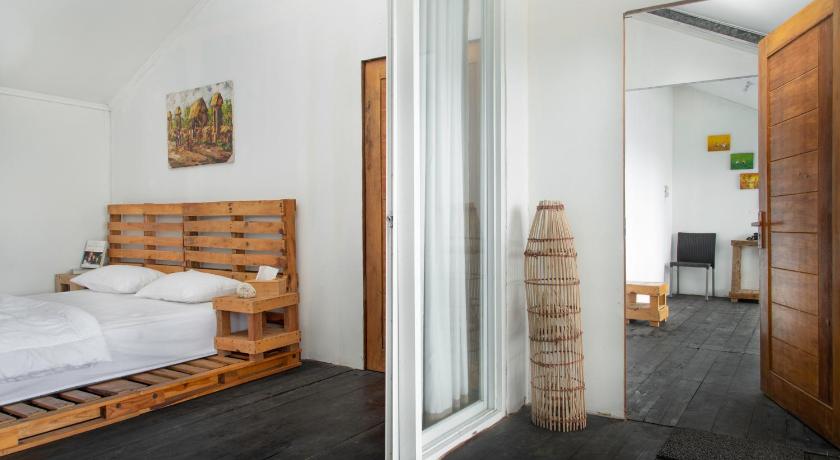 Beu Ceubeh Cottage - Family Room