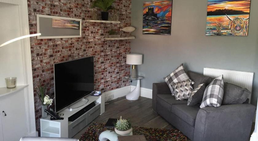 Lovely 2- Bed Apartment in Hawick
