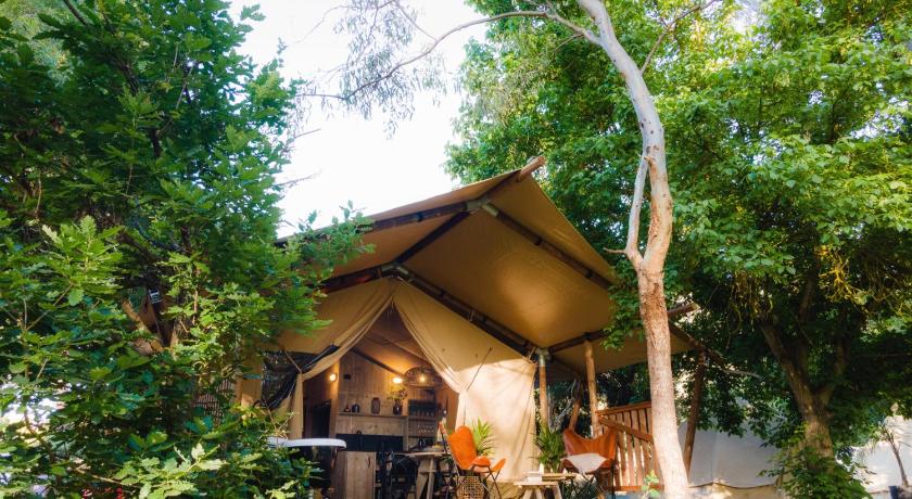 Castlemaine Gardens Luxury Safari Tents
