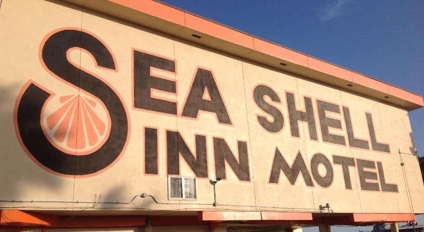 Sea Shell Inn on the Beach