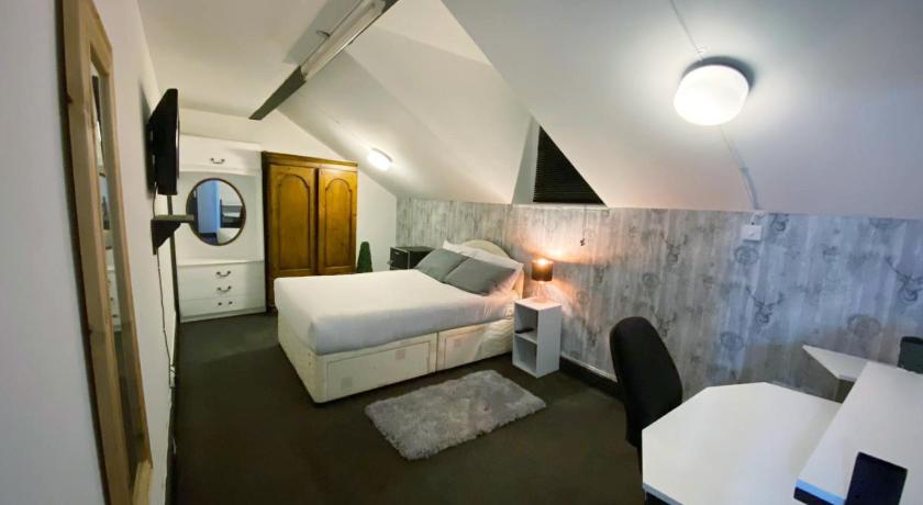 Townhouse 105