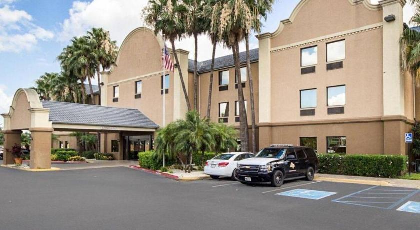 Shary Inn and Suites