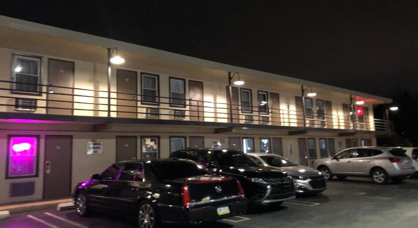 Trolley Stop Motel, Media ,Near PHL Airport PA