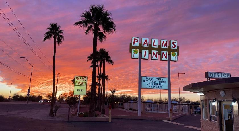 Palms Inn