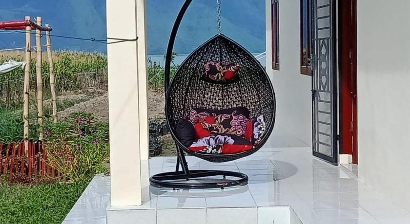 Blesshomestay Samosir