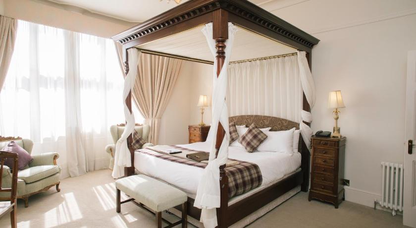 The Falcon Hotel