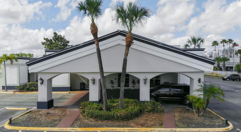 Stayable Orlando at Florida Mall