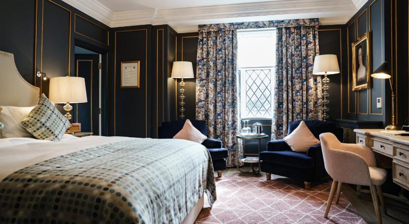 The White Hart Hotel