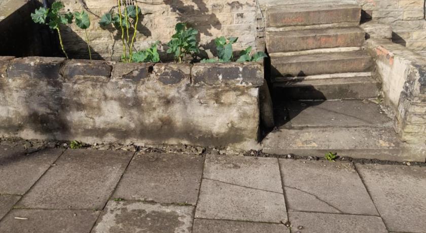 Balfour Street