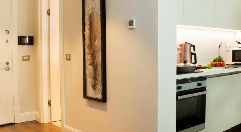 Garlon Residence - image 12