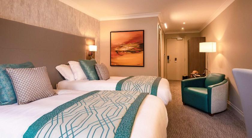 Mercure Milton Keynes Abbey Hill Hotel